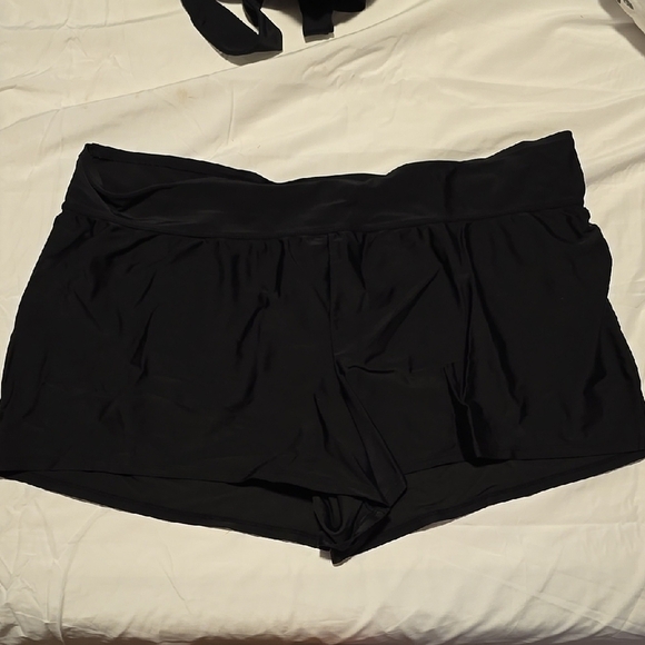Ava & Viv Black Swim Shorts with Wide Waistband and Stretch Fabric - Picture 1 of 2